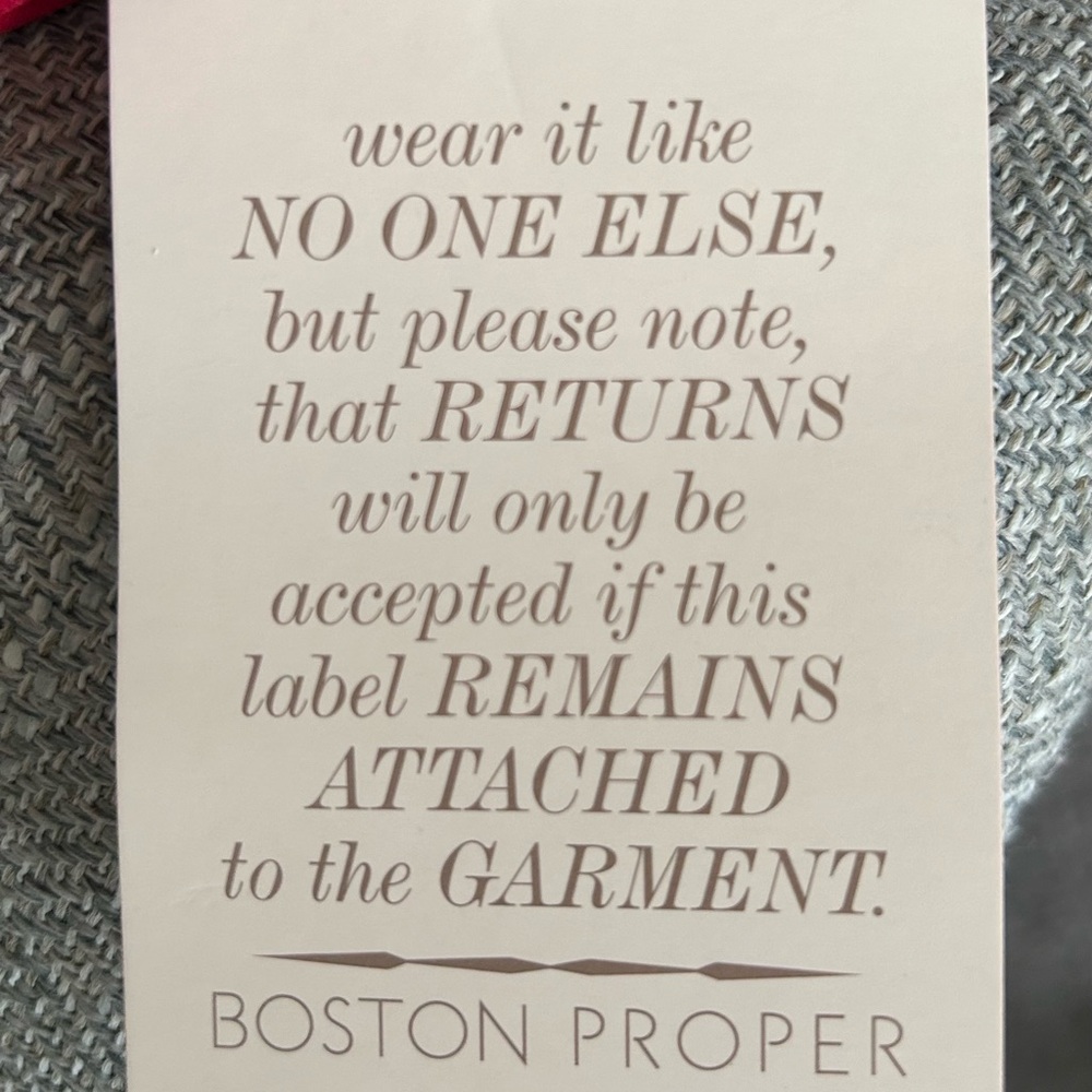 Boston Proper NWT Red Off The Shoulder Dress size 12
#0334 - Picture 10 of 10